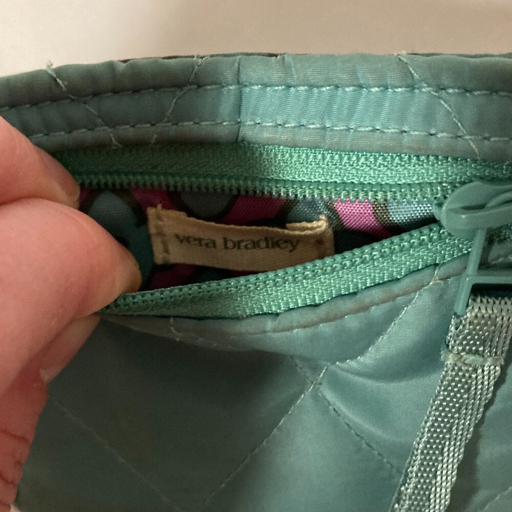 Vera Bradley Essential Slim Wallet Green Small Minimal Quilted - Picture 9 of 10